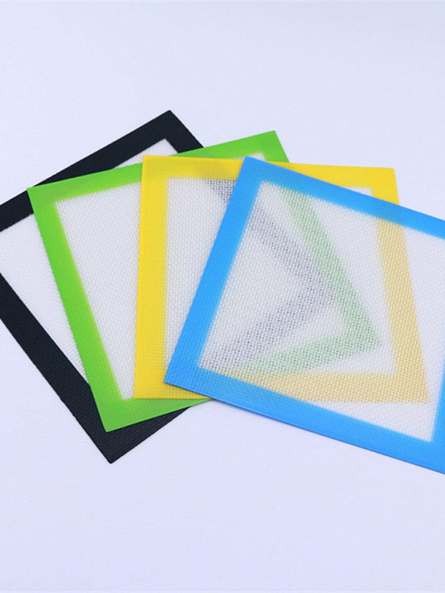 Square Silicone Dab Mat, 5 image Square Silicone Dab Mat, 5 image