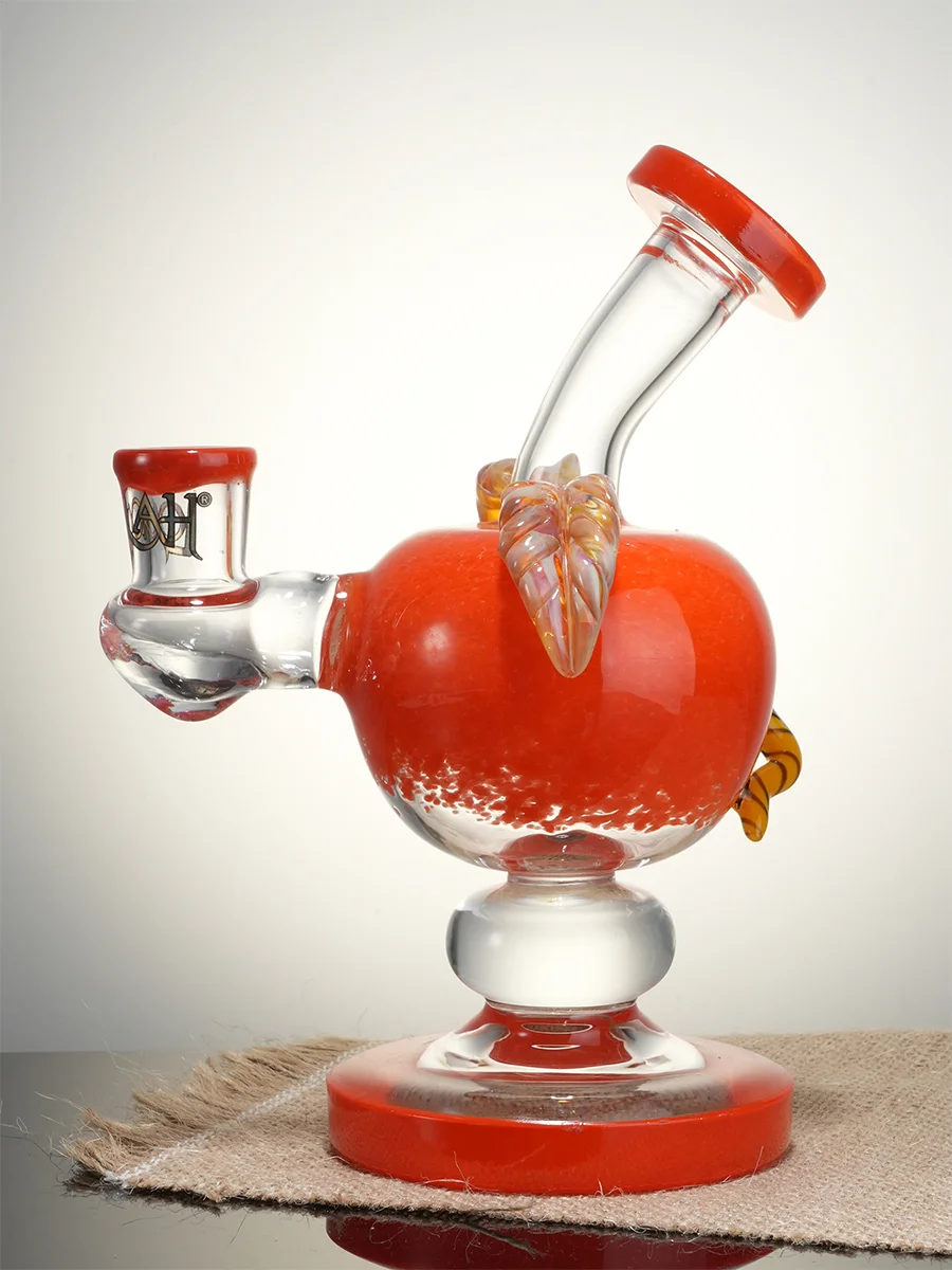 7.5” Snake Apple Bong6