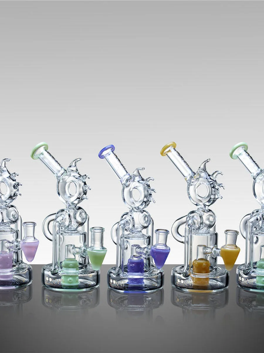 8" Mini Cool Recycler Bong
1 8" Mini Cool Recycler Bong
1