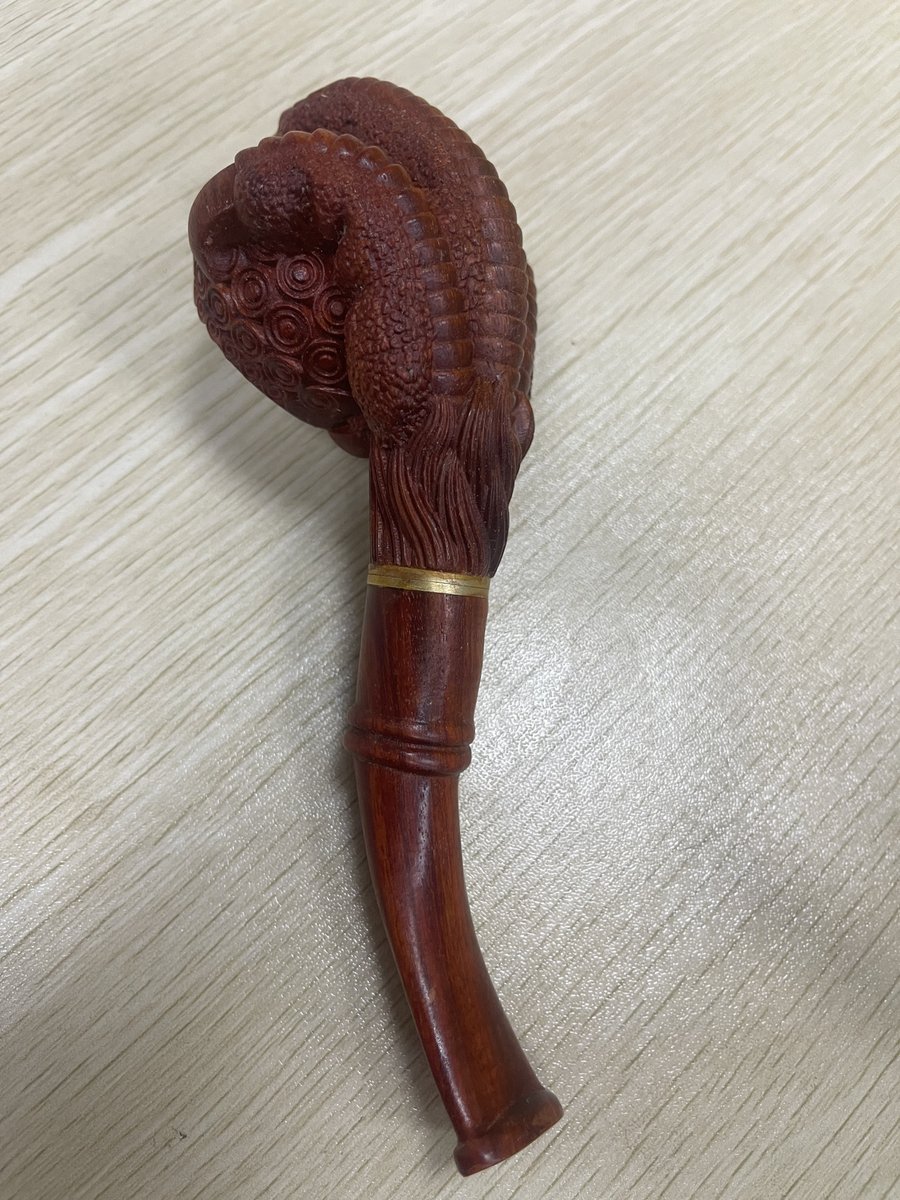 Rosewood Tiger Claw Smoking Pipe