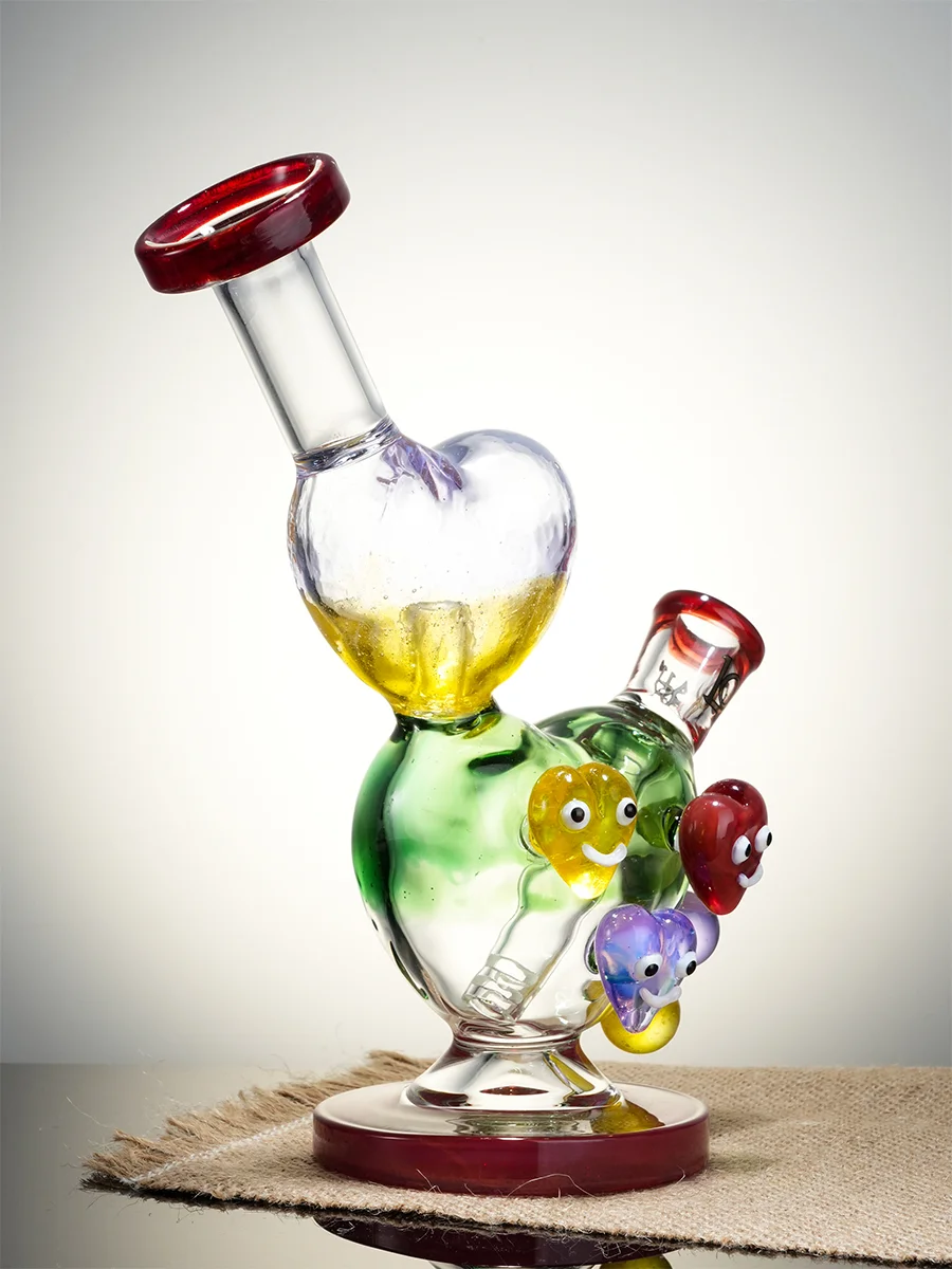Lookah Rig 8“ Cute Heart-Shaped Glass Dab Rig, Colors: Red, 4 image Lookah Rig 8“ Cute Heart-Shaped Glass Dab Rig, Colors: Red, 4 image