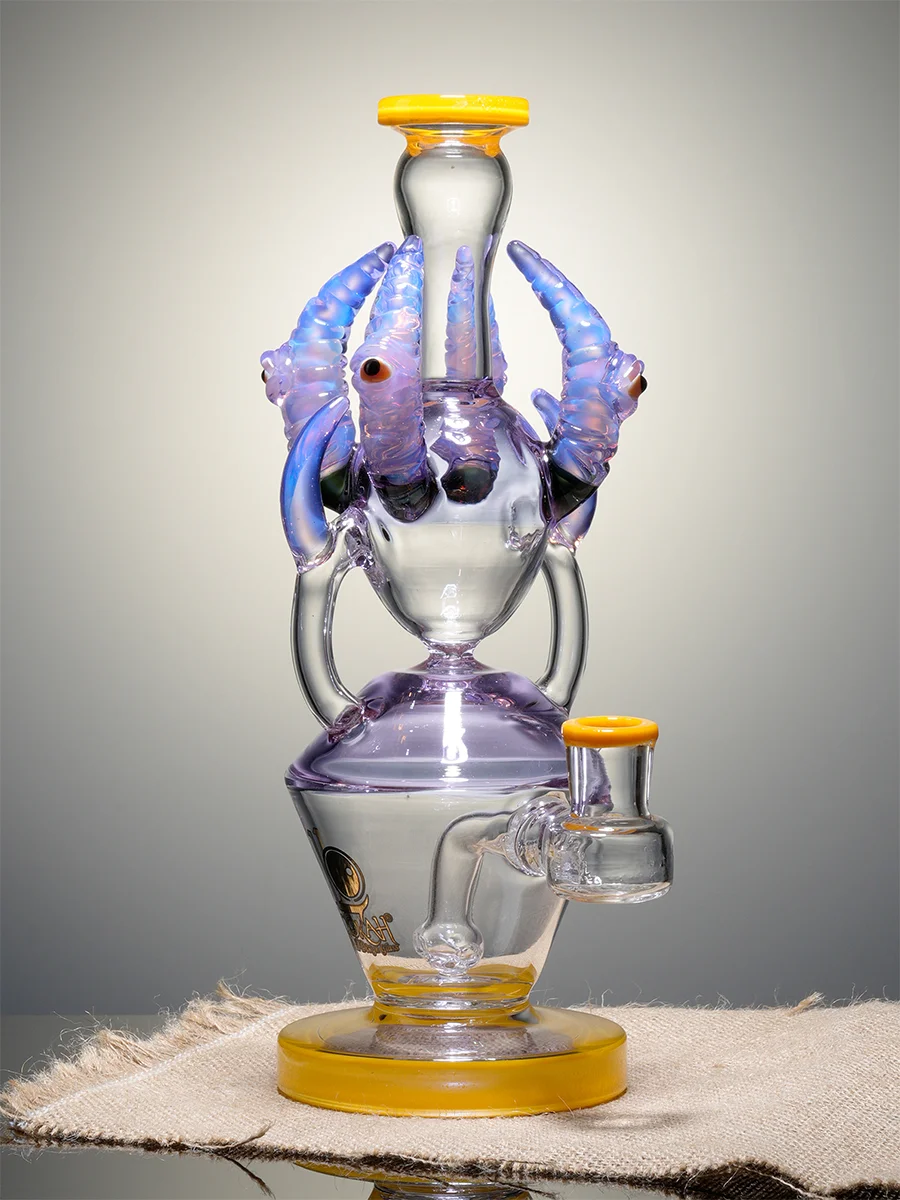 Lookah 10" Cool colorful Ox horn Glass Bong, Color: Green, 9 image Lookah 10" Cool colorful Ox horn Glass Bong, Color: Green, 9 image