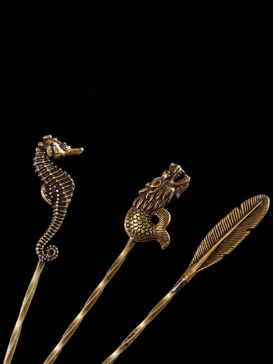 Retro Brass Cigar Pin Retro Brass Cigar Pin