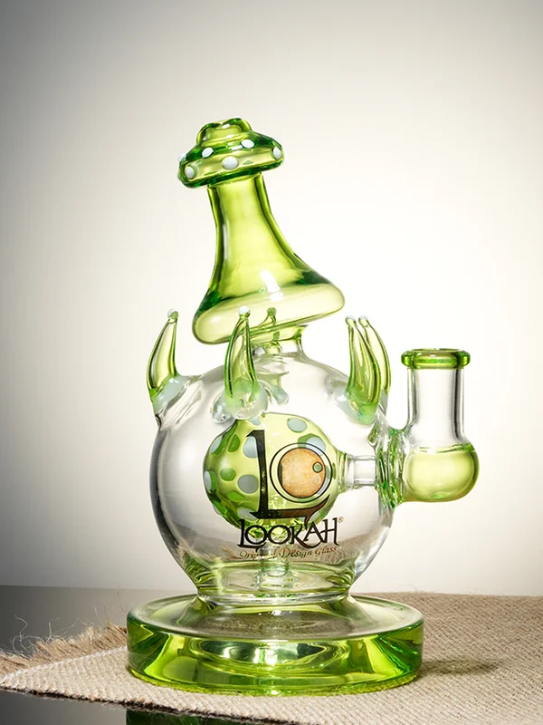 Lookah Rig 7.7" Mini Potbelly Dab Rig, Colors: Clear Green Lookah Rig 7.7" Mini Potbelly Dab Rig, Colors: Clear Green