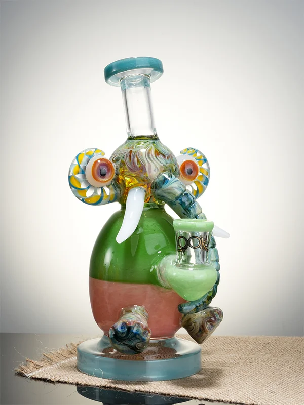 Lookah Rig 8" Mini Multicolored Elephant Dab Rig, Colors: Dark Green, 2 image Lookah Rig 8" Mini Multicolored Elephant Dab Rig, Colors: Dark Green, 2 image