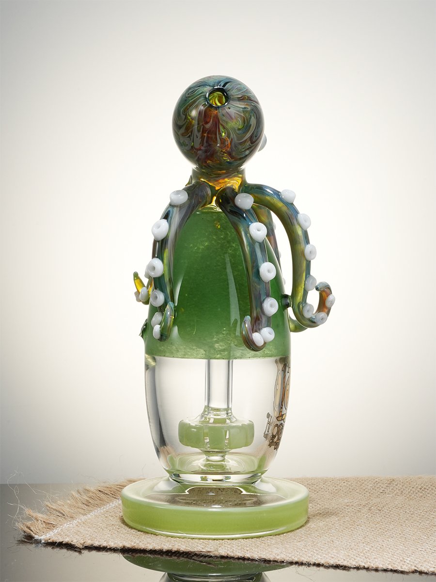 lookah-bong-7.5"-octopus-cute-turbine-perc-recycler-bong-green-5 lookah-bong-7.5"-octopus-cute-turbine-perc-recycler-bong-green-5