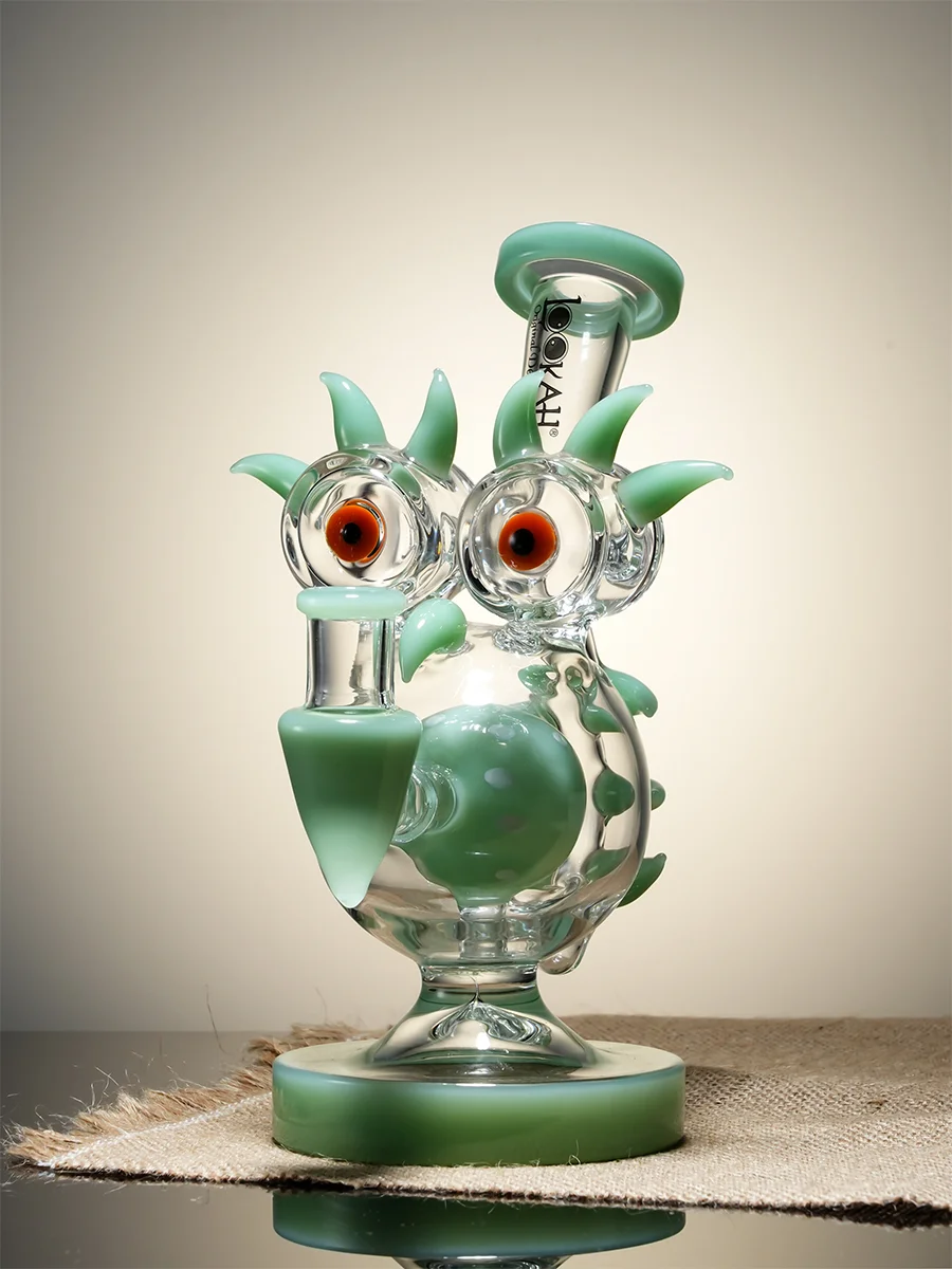 Mini Sparkling Red Eyes Alien Water Pipe Green Mini Sparkling Red Eyes Alien Water Pipe Green