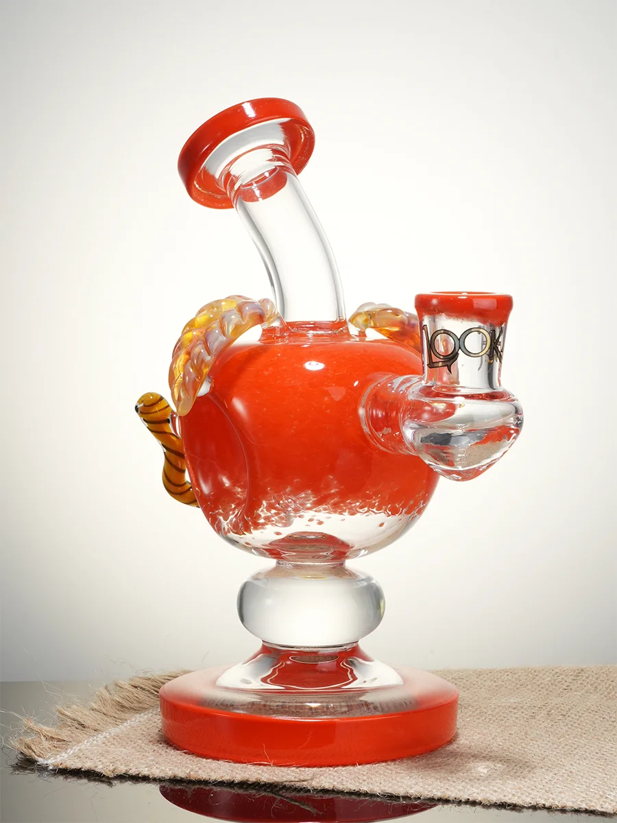 7.5” Snake Apple Bong4