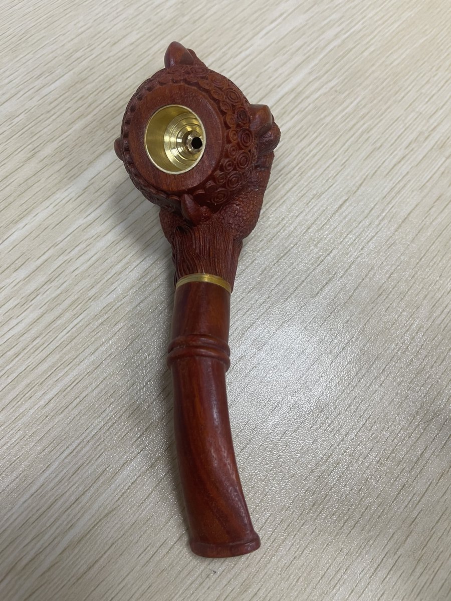 Rosewood Tiger Claw Smoking Pipe
