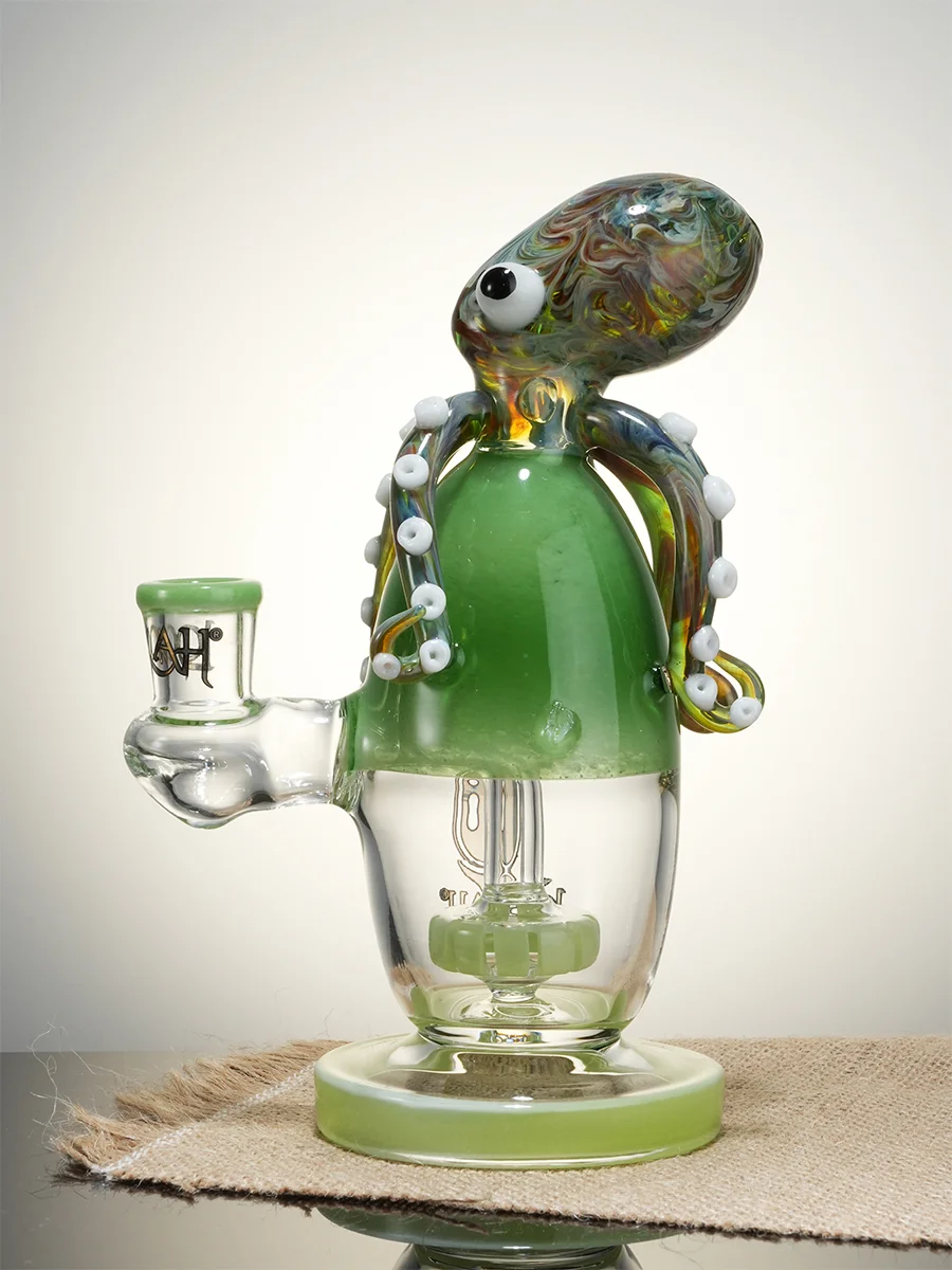 lookah-bong-7.5"-octopus-cute-turbine-perc-recycler-bong-green-3 lookah-bong-7.5"-octopus-cute-turbine-perc-recycler-bong-green-3