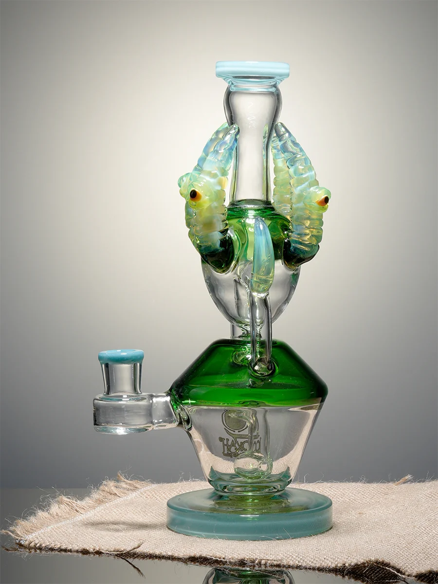 Lookah 10" Cool colorful Ox horn Glass Bong, Color: Green, 5 image Lookah 10" Cool colorful Ox horn Glass Bong, Color: Green, 5 image