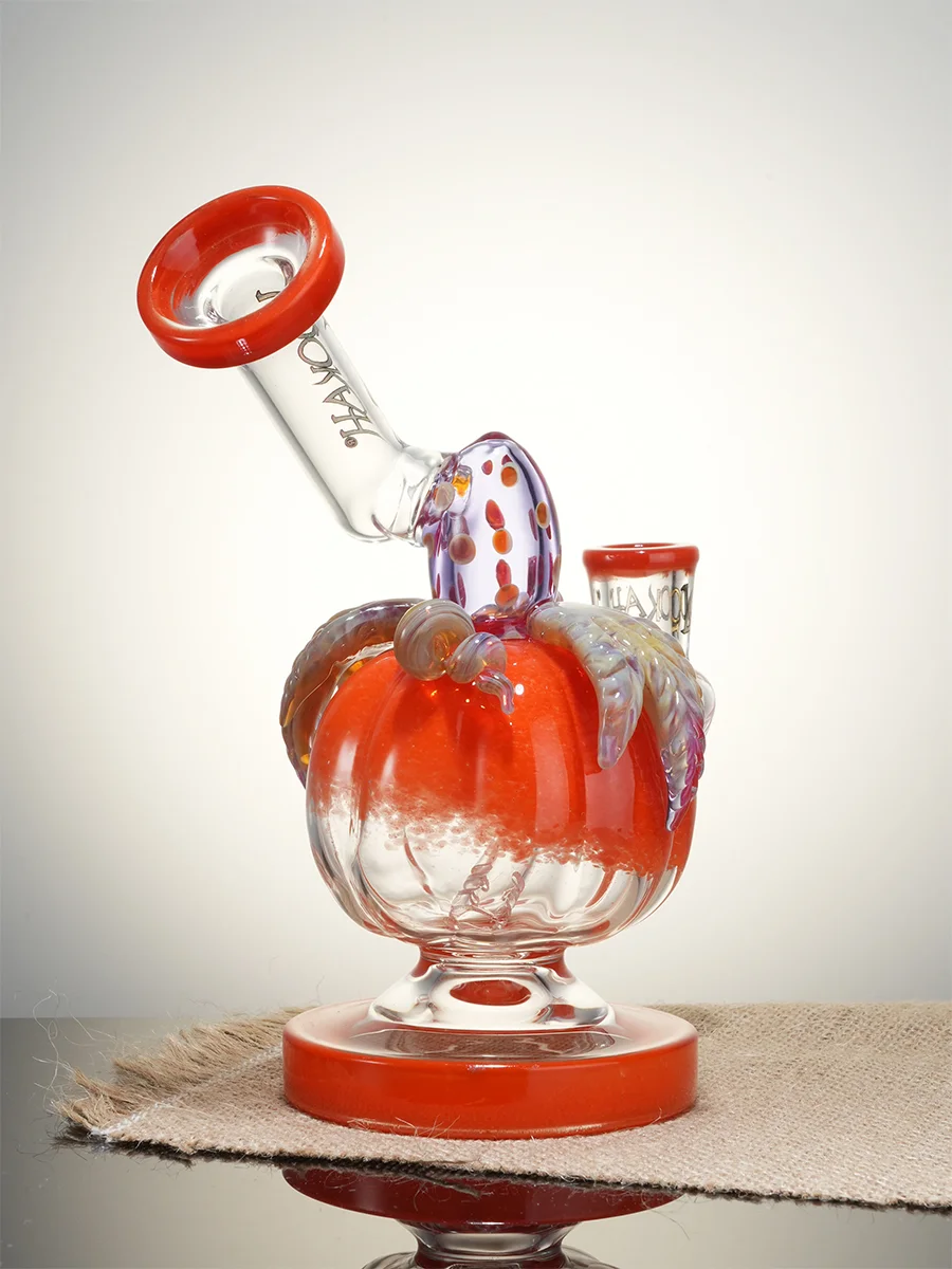 Lookah Rig 7.5" Strawberry Glass Dab Rig, Colors: Orange, 5 image Lookah Rig 7.5" Strawberry Glass Dab Rig, Colors: Orange, 5 image