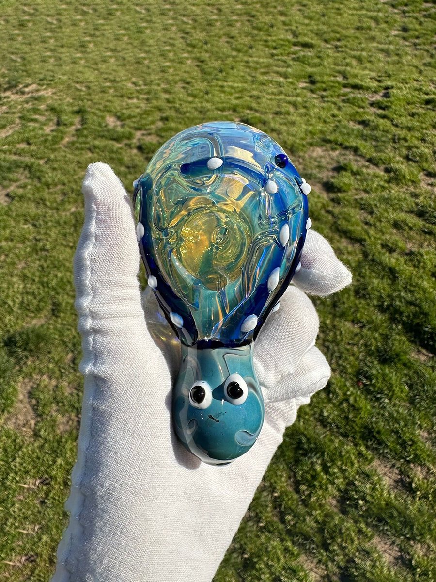 Turtle Glass Pipe