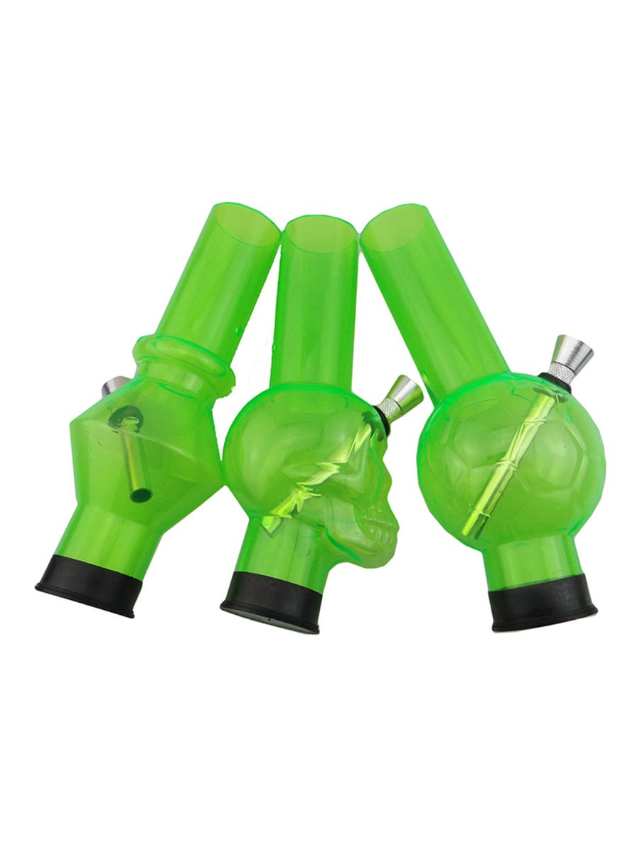 Diamond-Shaped Green Silicone Gas Mask Bong Diamond-Shaped Green Silicone Gas Mask Bong