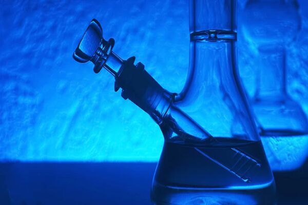 8 water alternatives for Bongs: what else can I put in my bong? | LOOKAH
